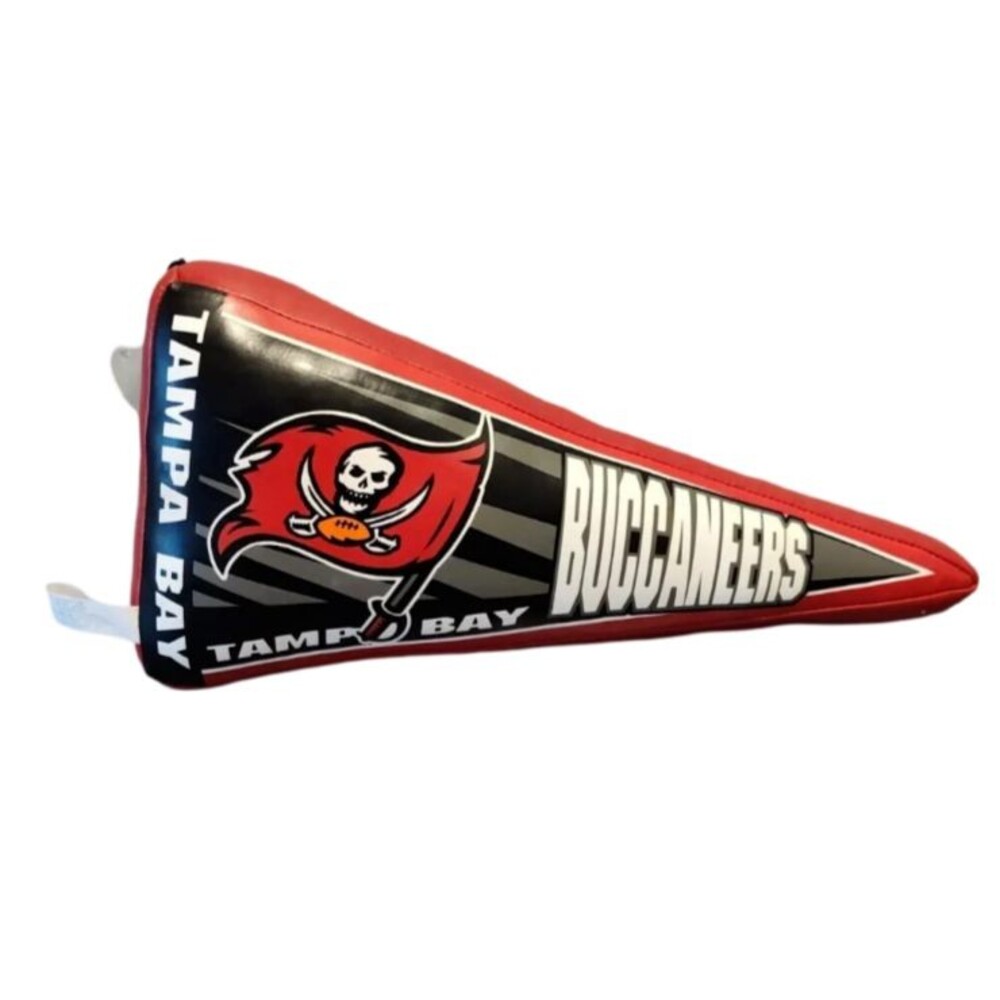 Vintage Y2K TAMPA BAY BUCCANEERS stuffed NFL Pennant Flag GOOD STUFF BRAND 2000